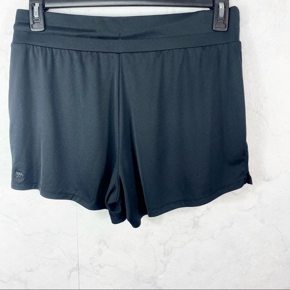 [Target] Black Athletic Shorts - Picture 2 of 2